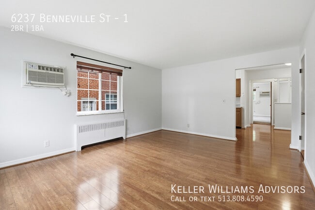 Building Photo - 6237 Benneville St