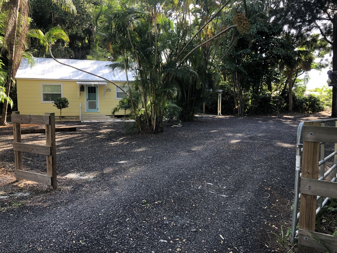 Foto principal - 1375 26th Ave