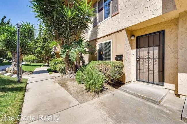 Building Photo - 7087 Russan Ln