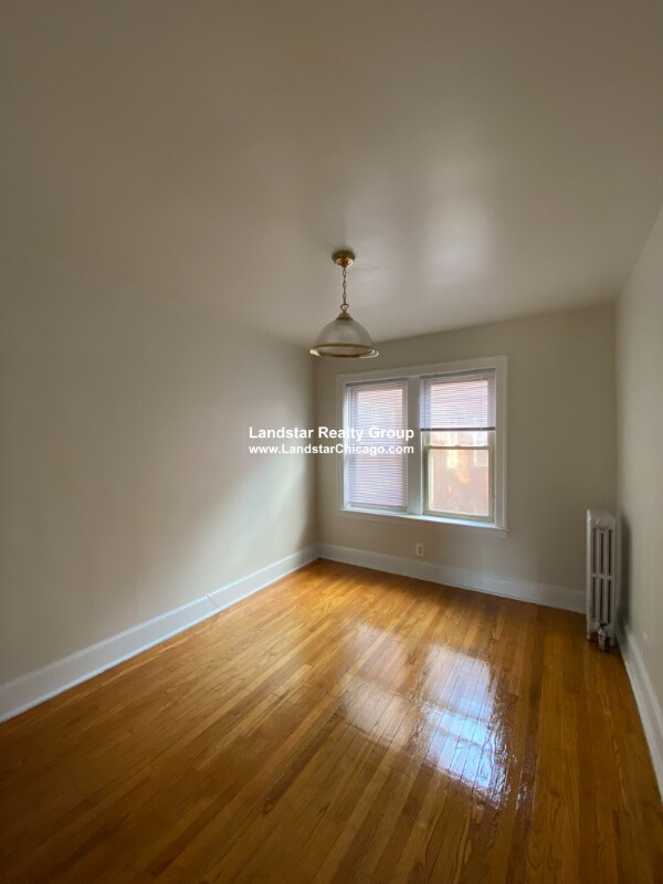 Foto del edificio - 5043 N Springfield Ave