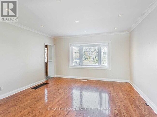 Building Photo - 283 Bogert Ave