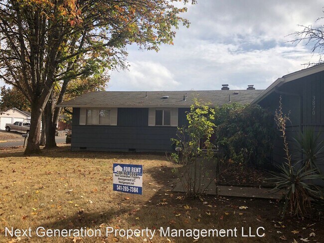 Building Photo - 3 br, 1 bath House - 3870 W. 18th Ave