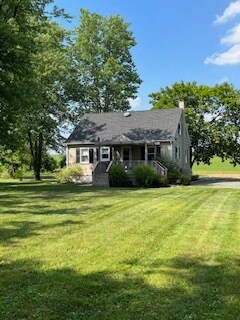 Building Photo - 246 Middle Creek Rd