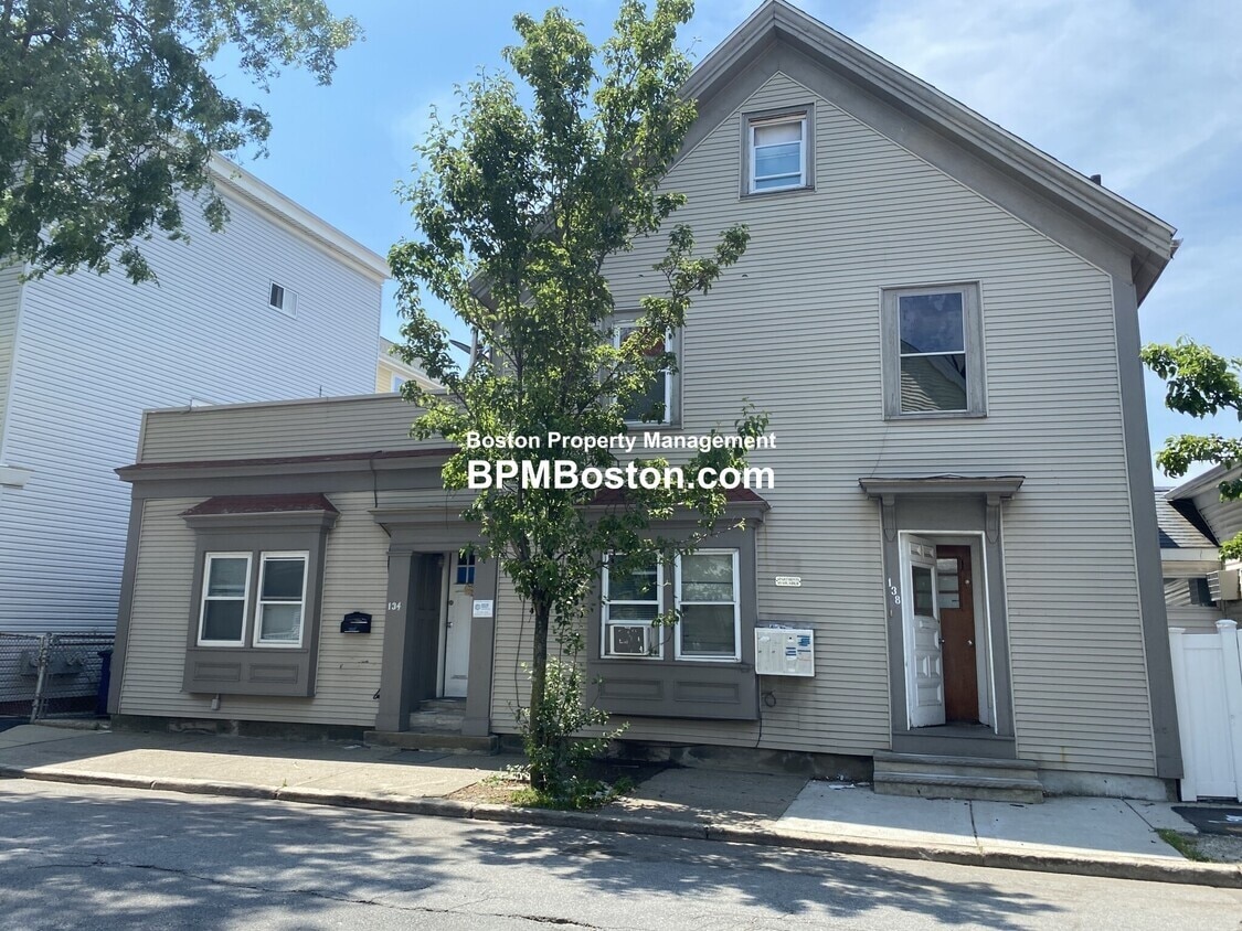 Exterior - 134 Pearl St