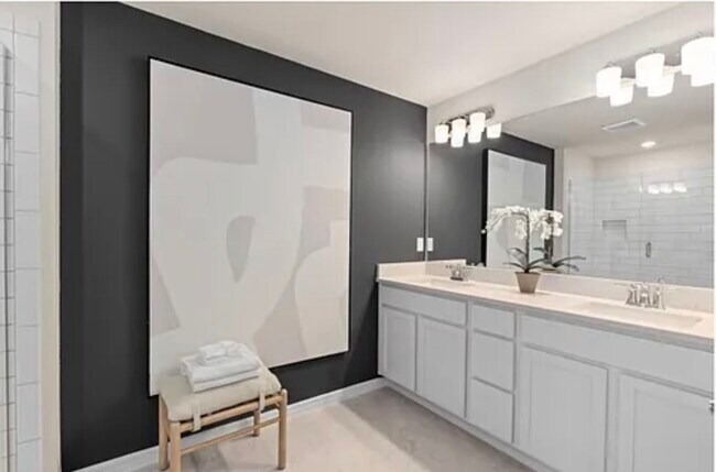 Foto del edificio - 2752 Bright Bird Ln