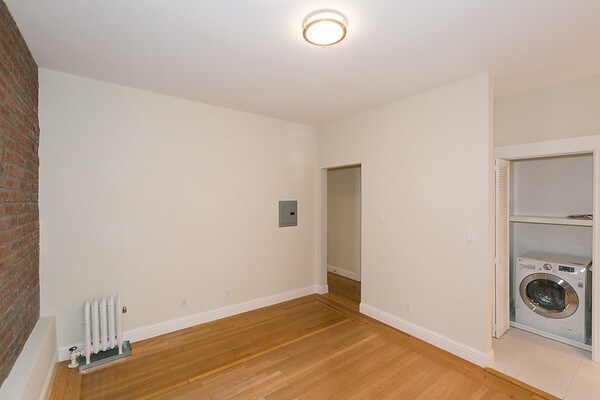 Foto del edificio - 1240 Bush St