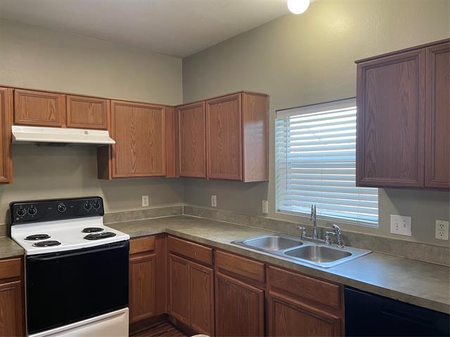 Building Photo - 817 Greene Way