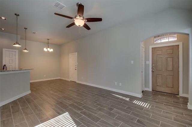 Foto del edificio - 1011 Skyview Ct