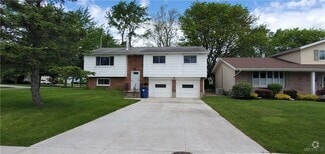 Building Photo - 35 Tomcyn Dr