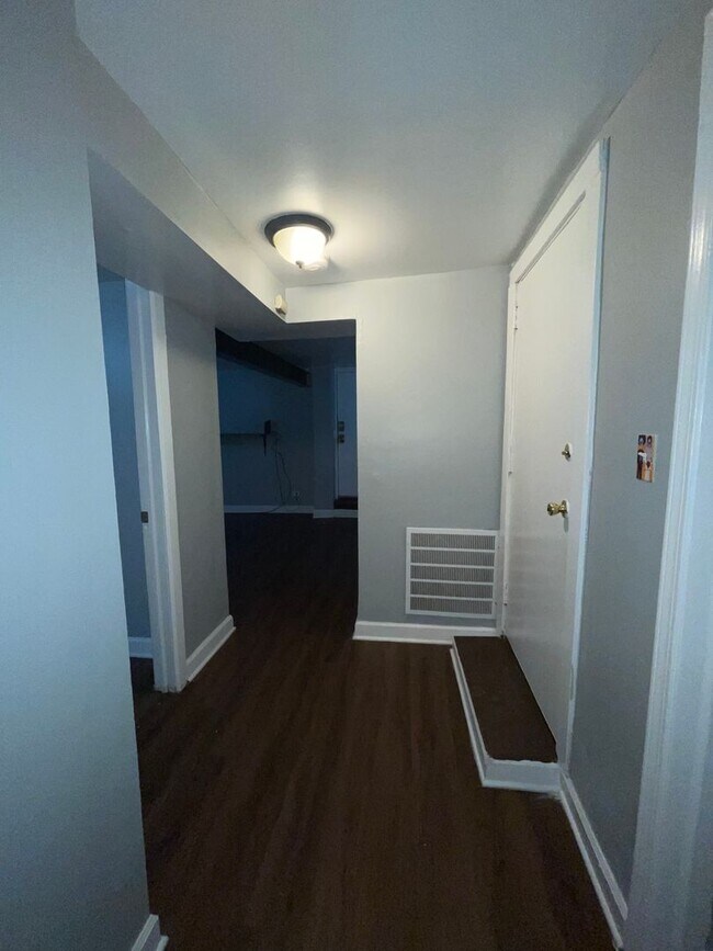 Foto del edificio - 3009 W 19th St