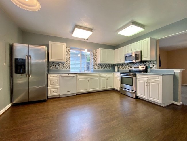 Building Photo - Beautiful Home in Battlefield Commons!!