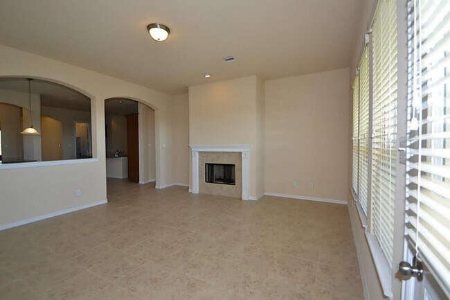 Foto del edificio - 7219 Pearl Terrace Ln