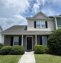 Building Photo - 606 Springwood Dr