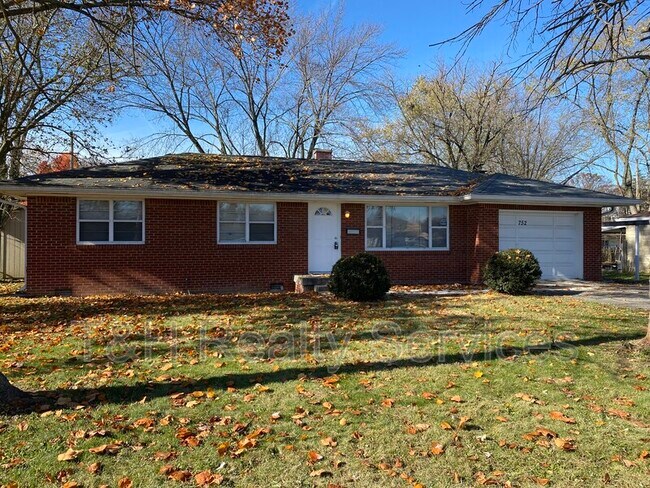 Building Photo - 752 N Post Rd