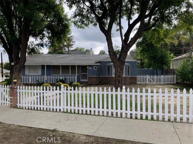 Building Photo - 5250 Alhama Dr