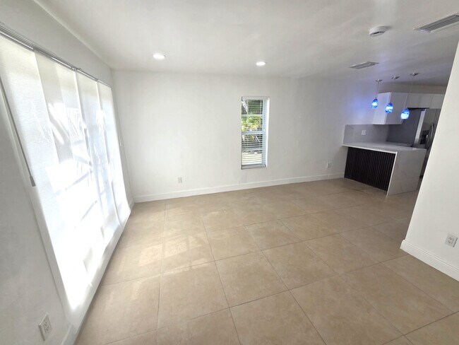 Building Photo - 19356 SW 103rd Ct