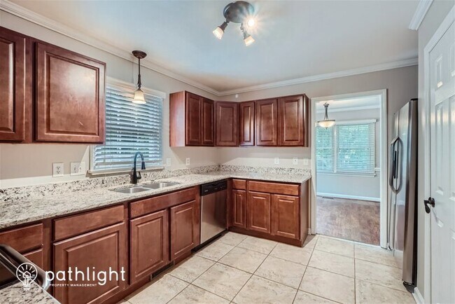 Building Photo - 2201 Fox Hunt Dr, Monroe, NC, 28110