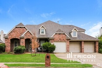 Building Photo - 1303 Bramble Ln