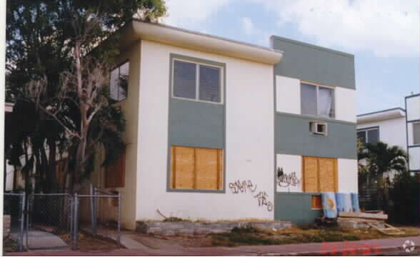 Building Photo - 795 81st St