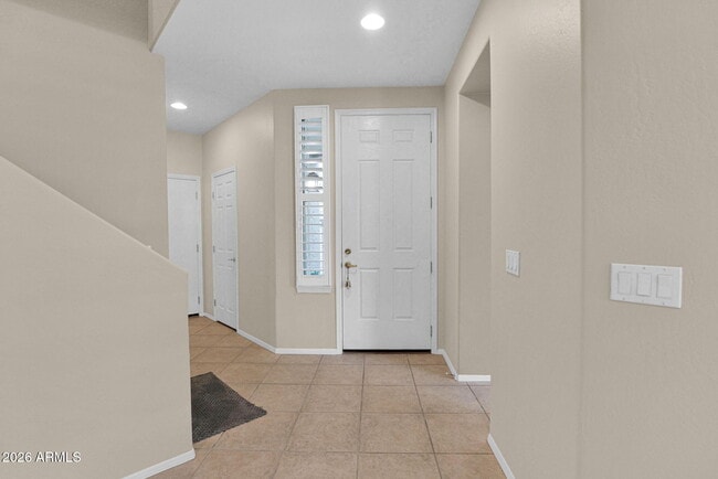 Building Photo - 1024 E Frye Rd