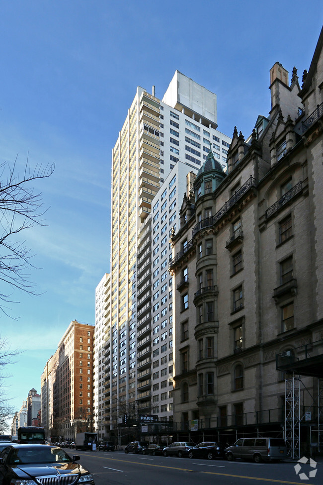 Foto del edificio - Mayfair Towers