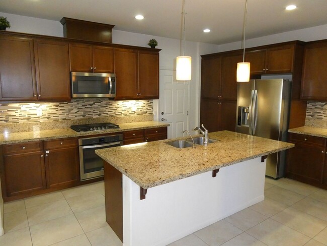 Building Photo - 3 Bedroom Ivy Lane Community Home in Moorp...