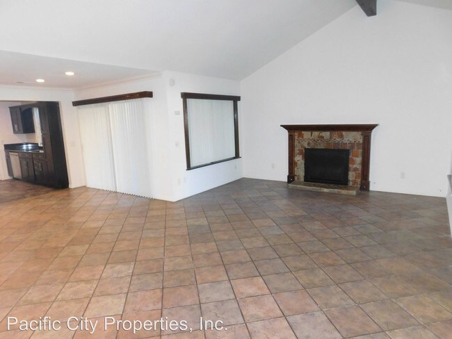 Building Photo - 3546-3600 W Park Balboa Ave