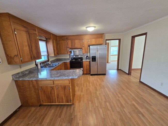 Foto del edificio - NEWLY REMODELED 3 BEDROOM HOUSE