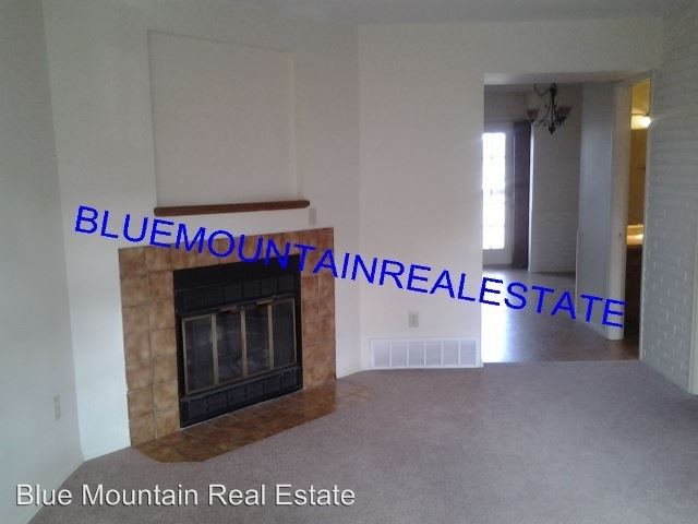 Building Photo - 1826 Erin Loop