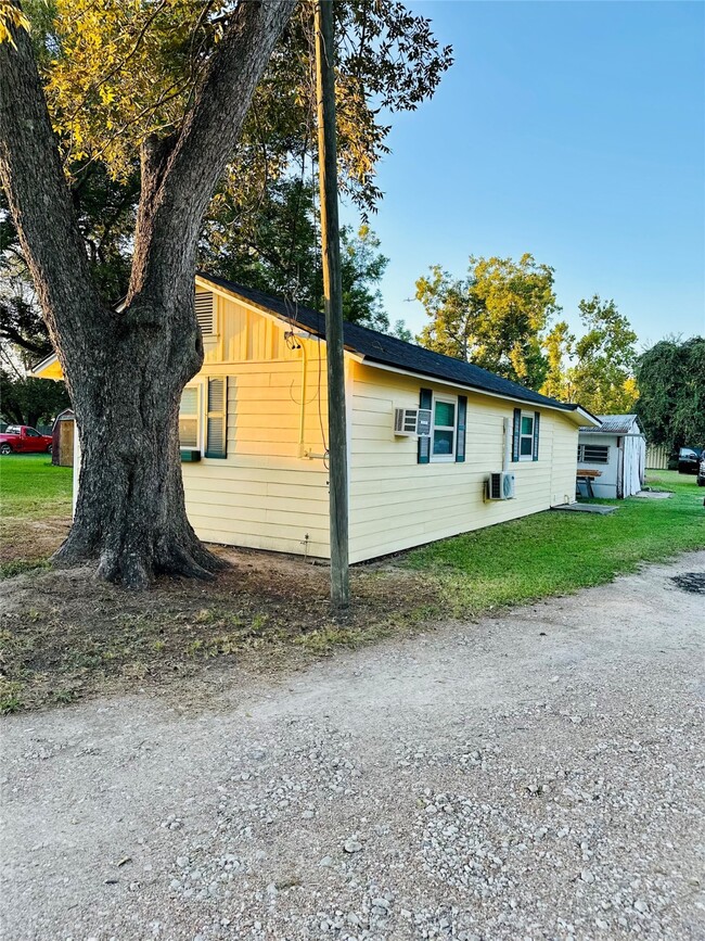 Building Photo - 189 Isaacks Rd