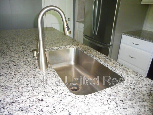Foto del edificio - 1454 Galloway Rd