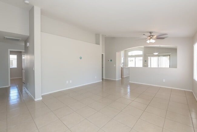 Building Photo - 2230 S 63rd Dr