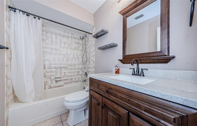 Foto del edificio - 6311 103rd Ave N