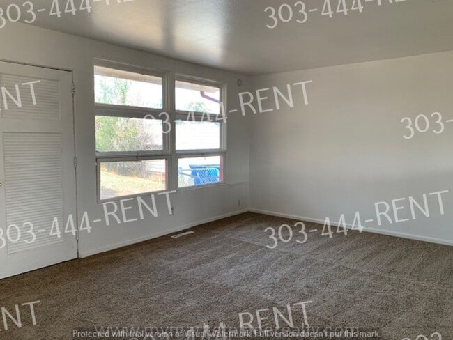 Foto del edificio - 3 bedrooms, 1 bathroom