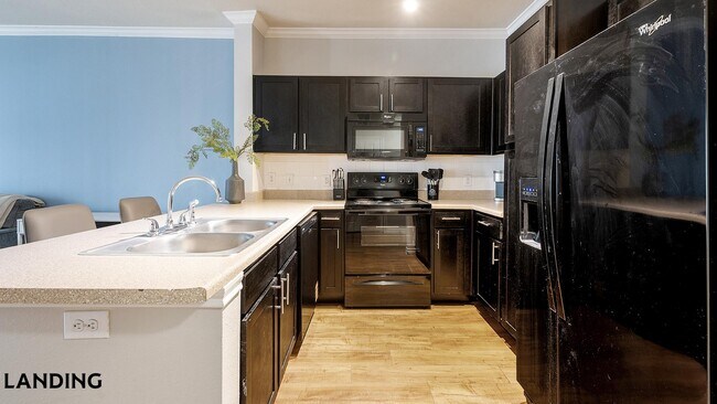 Building Photo - 522 Hancock Ave