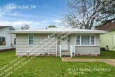 Foto principal - 221 12th Ave SW
