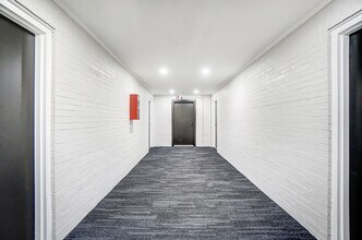 Interior Photo - Cascade Ridge