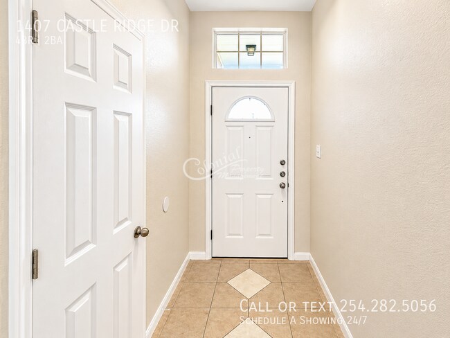 Building Photo - 1407 Castle Ridge Dr