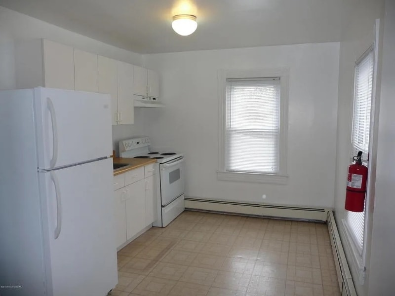 Building Photo - 37 Leighton Ave