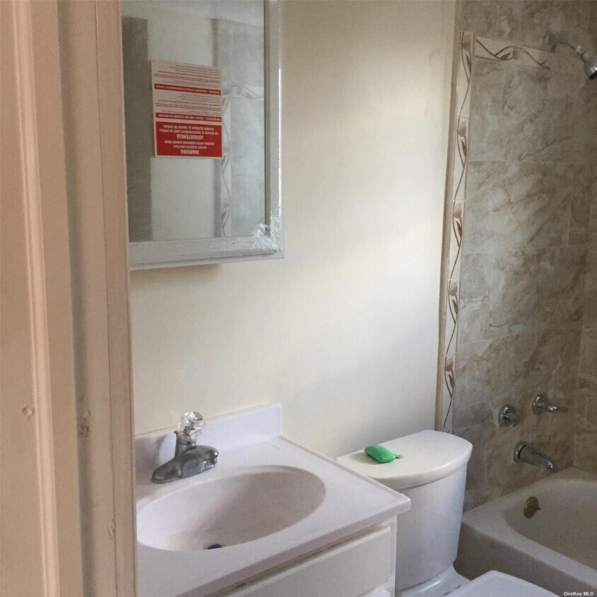 687 Martin Dr, Uniondale, NY 11553 House Rental in Uniondale, NY