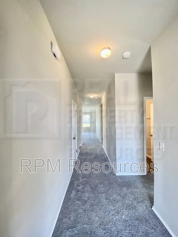 Foto del edificio - 1812 Hayes Ln