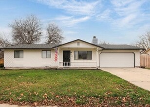 Building Photo - 1319 E Victory Rd