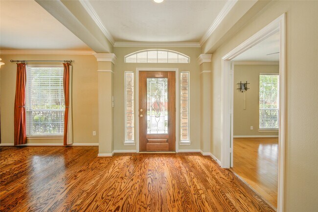 Foto del edificio - 5814 Ballina Canyon Ln