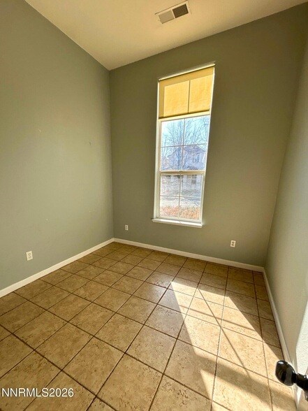 Foto del edificio - 1783 Back Country Rd