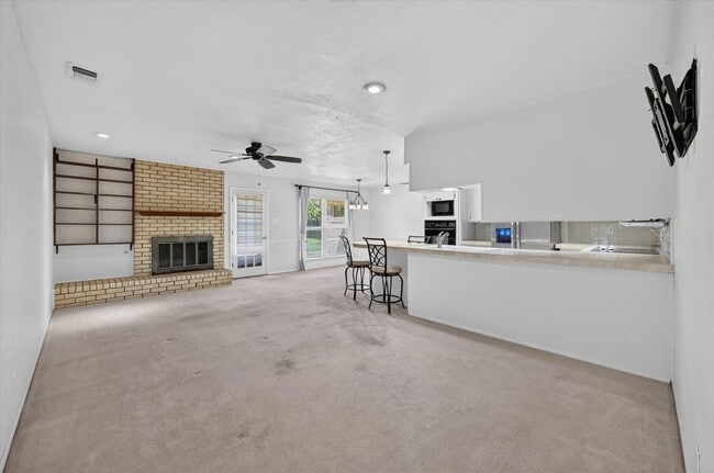 Foto del edificio - 1306 Pueblo Ct