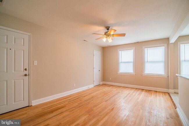 Building Photo - 1653 Northgate Rd