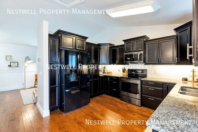 Building Photo - 1231 N 75 W