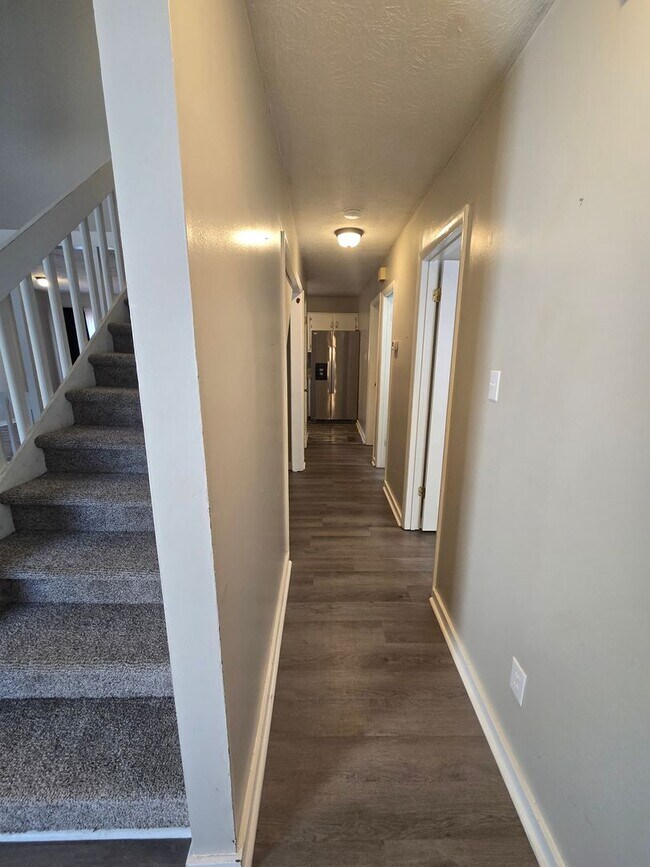 Foto del edificio - Townhome for rent