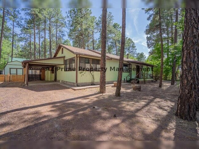 Building Photo - 5383 Glenwood Ln