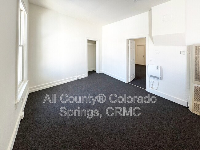 Foto del edificio - 215 N First Street